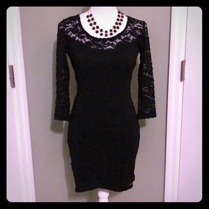 Black lace Guess dress